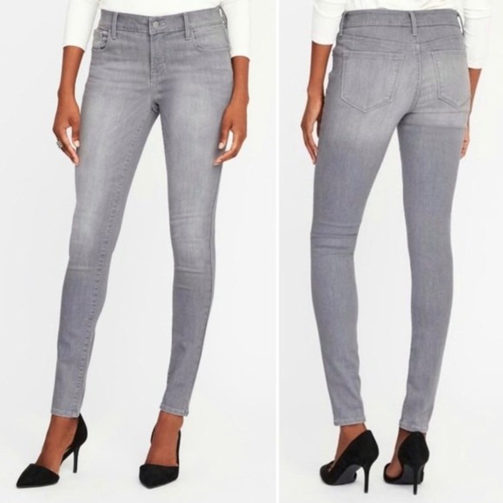 Old Navy Rockstar Light Gray Mid Rise Skinny Jeans Women’s Size 6